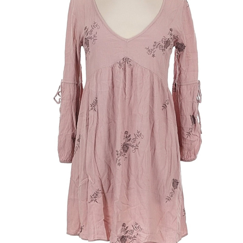 American Eagle Boho Dress Women’s Medium | Pink Embroidered Peasant Style